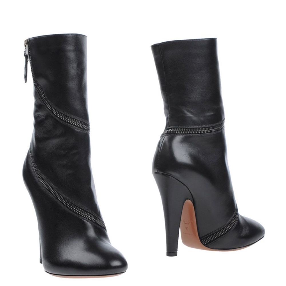 Alaïa Leather Zipper Boots